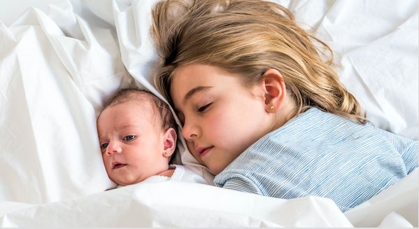 Consejos para calmar a tu bebé cuando se despierta llorando durante la noche: ¡Recupera el sueño de toda la familia!